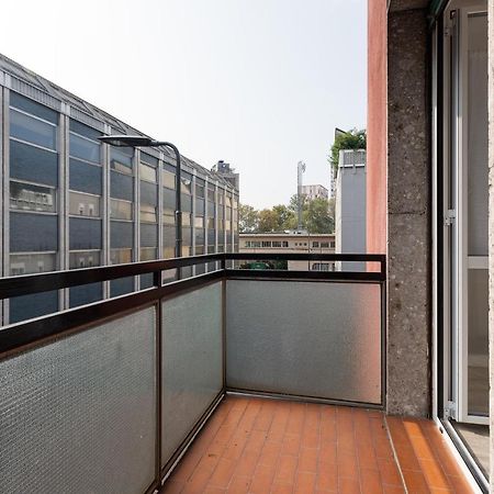 Cagnola Cozy Apartament With Balcony Milánó Kültér fotó