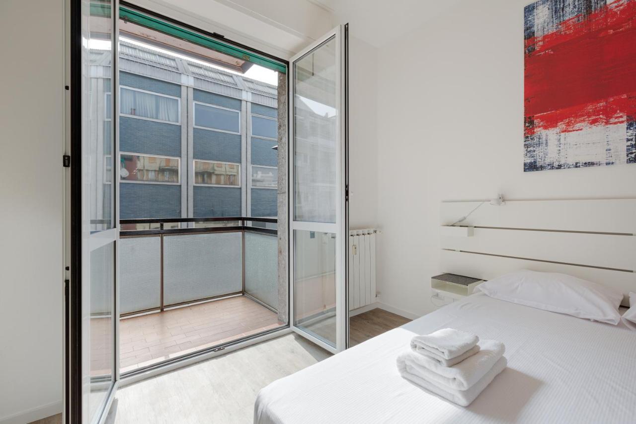 Cagnola Cozy Apartament With Balcony Milánó Kültér fotó