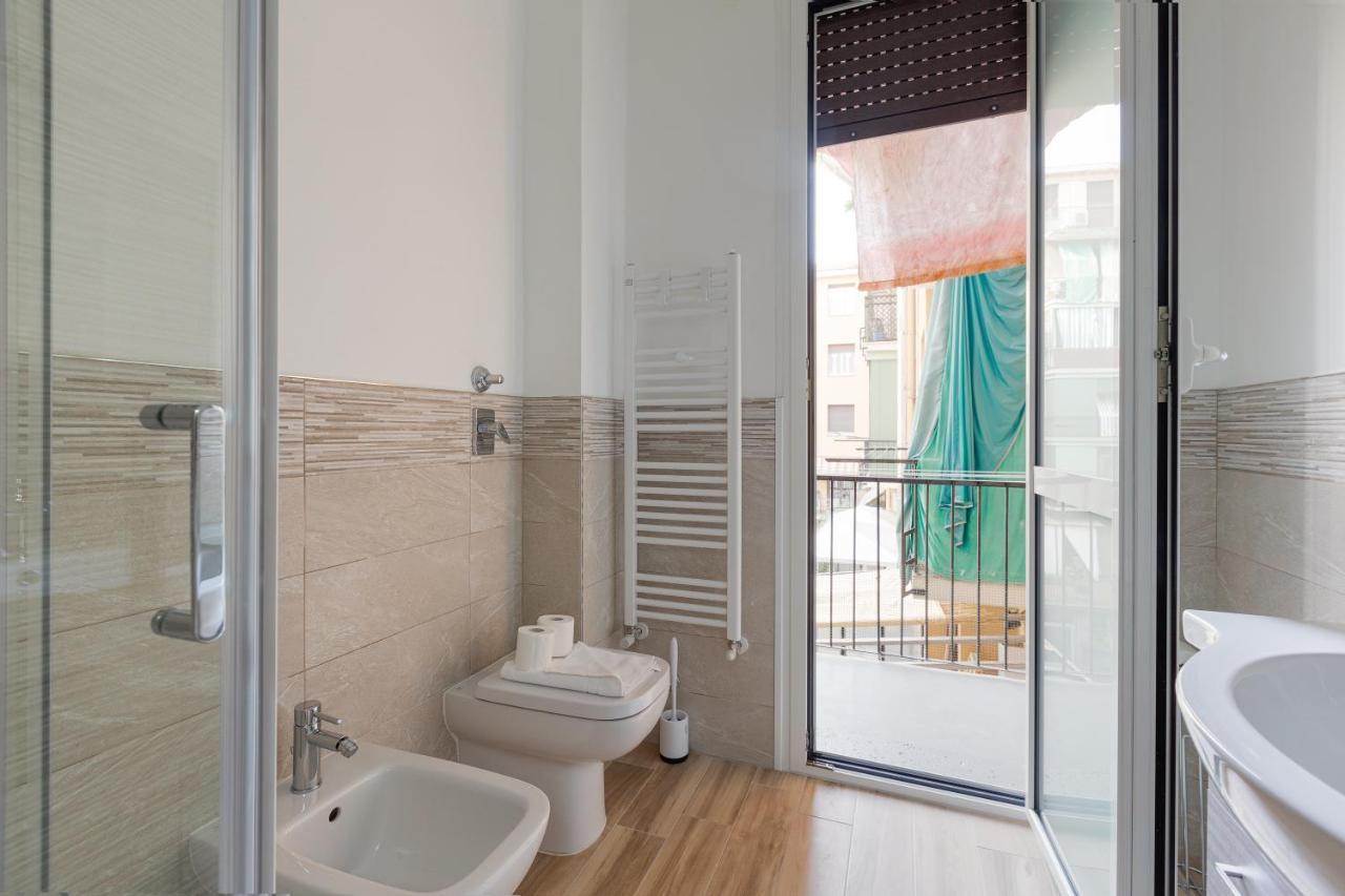 Cagnola Cozy Apartament With Balcony Milánó Kültér fotó