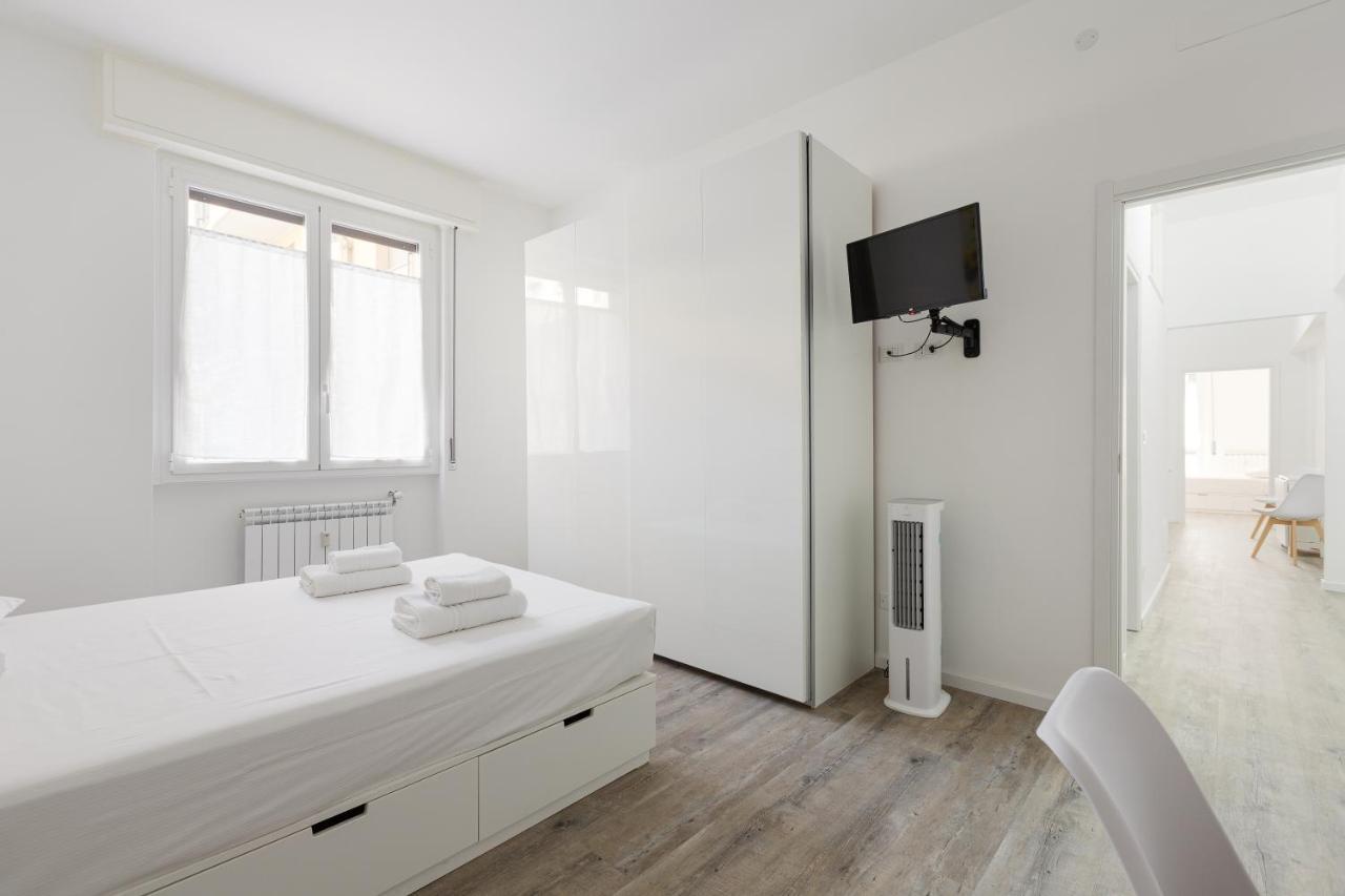 Cagnola Cozy Apartament With Balcony Milánó Kültér fotó